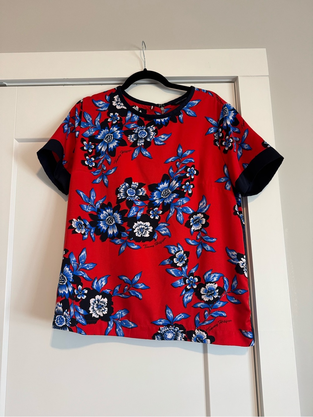 Tommy Hilfiger Red Floral Short-Sleeve Blouse with Blue Accents